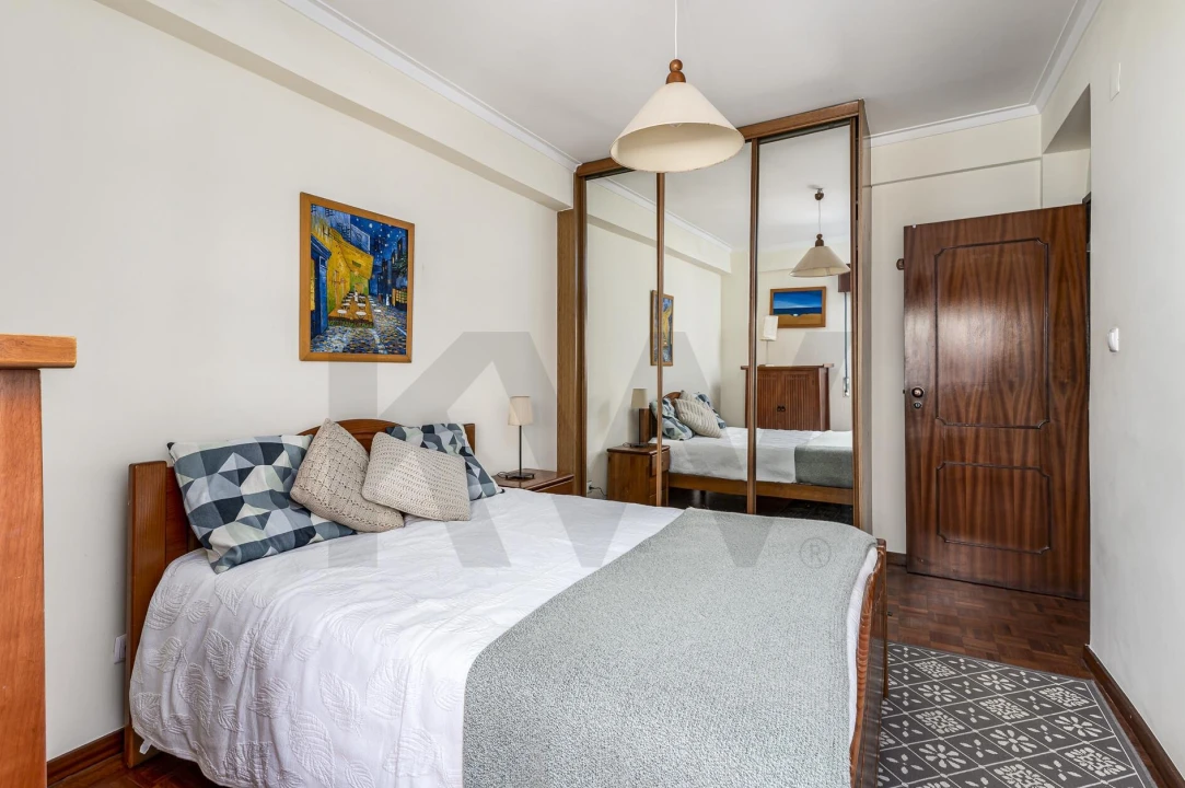 Apartamento T2 para Arrendamento em Benfica Foto 12