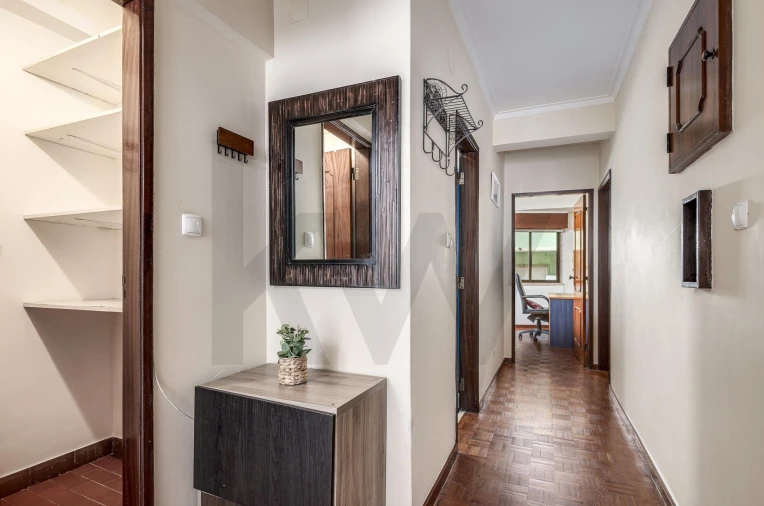 Apartamento T2 para Arrendamento em Benfica Foto 20