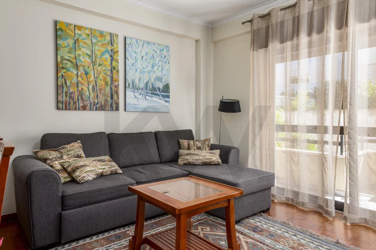 Apartamento T2 para Arrendamento em Benfica Foto 2