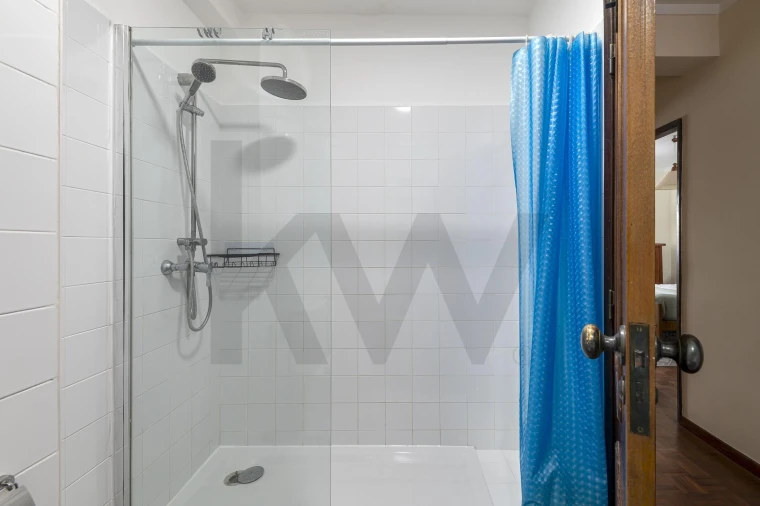 Apartamento T2 para Arrendamento em Benfica Foto 13