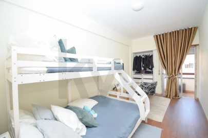 Apartamento T3 para Venda em Loures
