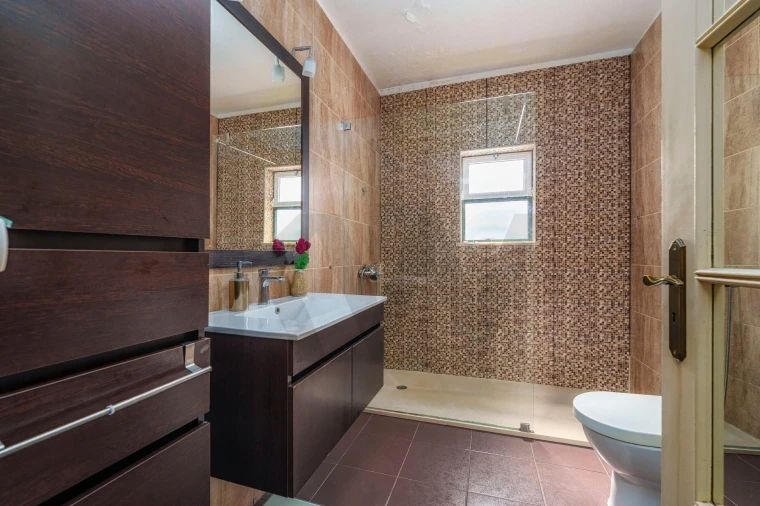 Apartamento T2 para Venda em Olhão Foto 22