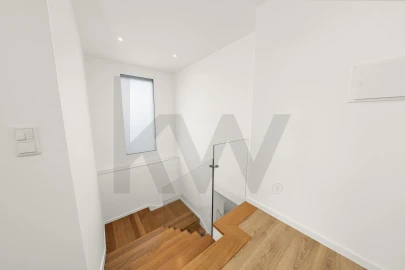 Moradia T5 para Venda em Porto Salvo