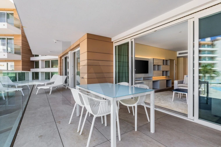 Apartamento T2 para Venda em Quarteira Foto 14