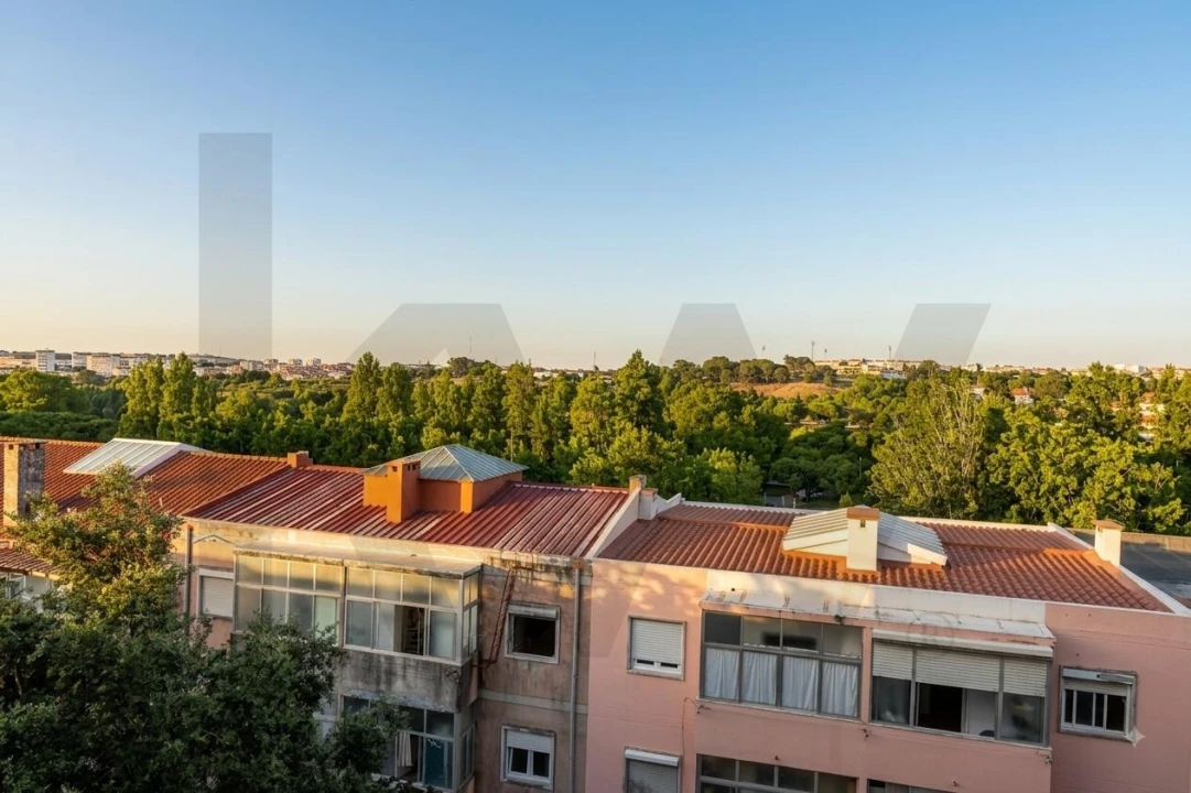 Apartamento T2 para Venda em Queluz e Belas Foto 16