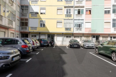 Apartamento T2 para Venda em Queluz e Belas