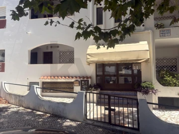 Apartamento T1 para Venda em Albufeira e Olhos de Água