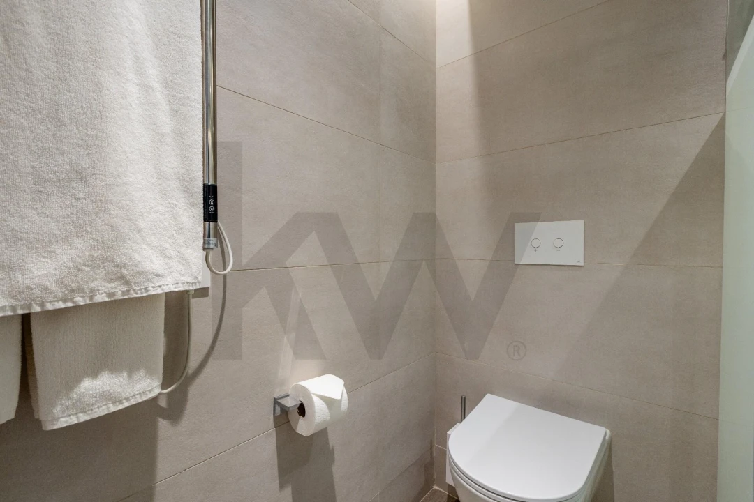 Apartamento T2 para Venda em Quarteira Foto 17