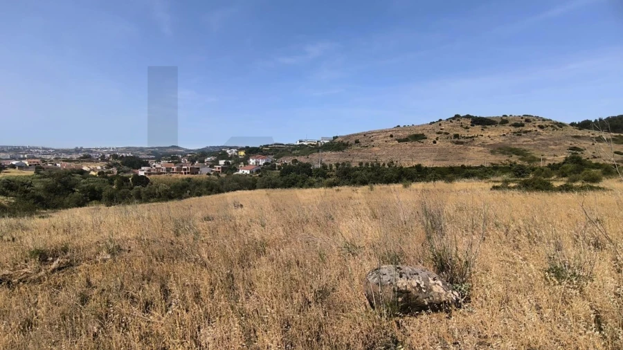 Terreno para Venda em Santo Antão e São Julião do Tojal Foto 4