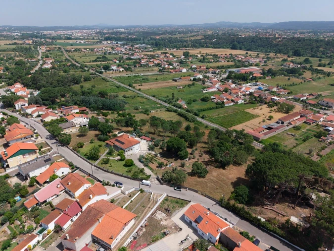 Terreno para Venda em São Pedro de Tomar Foto 2