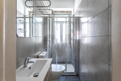 Apartamento T3 para Venda em Arroios