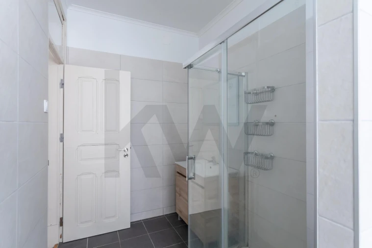 Apartamento T3 para Venda em Arroios Foto 25