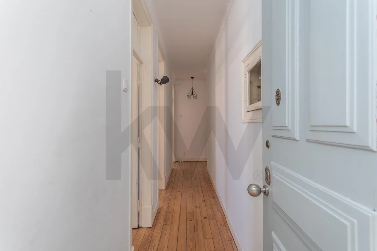Apartamento T3 para Venda em Arroios Foto 7