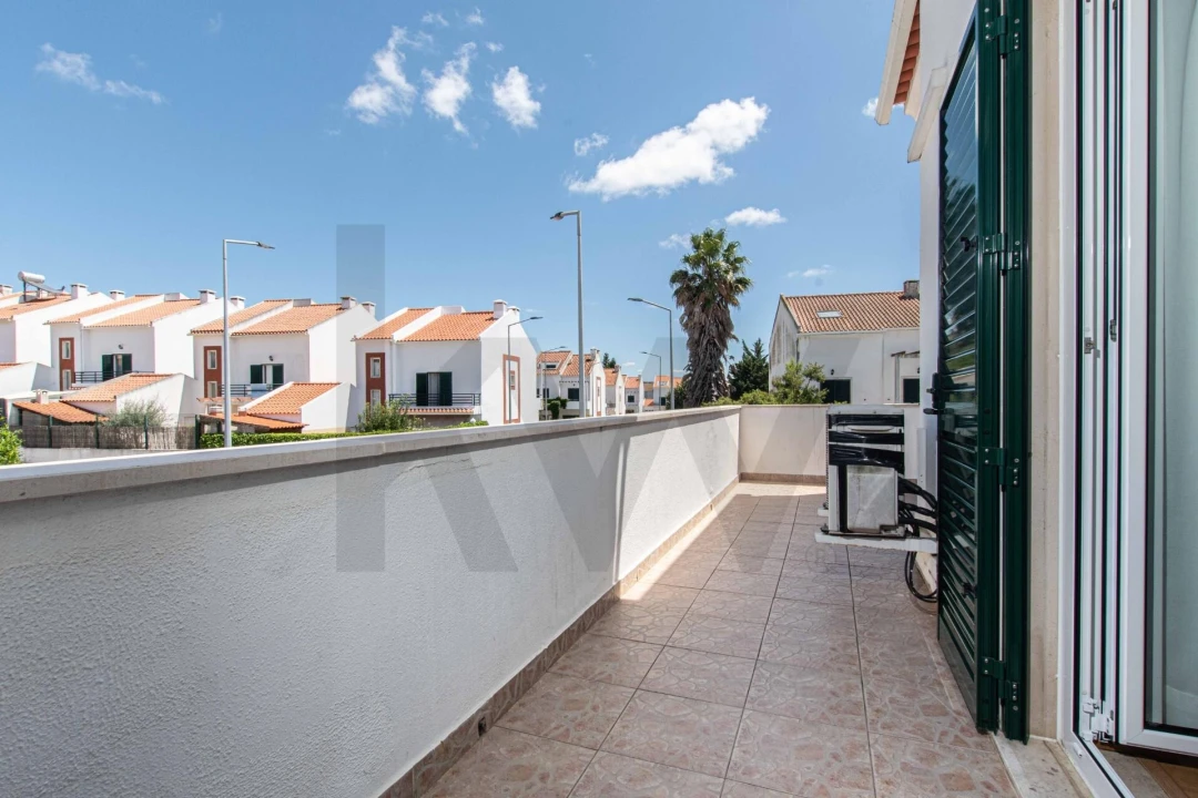 Moradia T4 para Venda em Arruda dos Vinhos Foto 30
