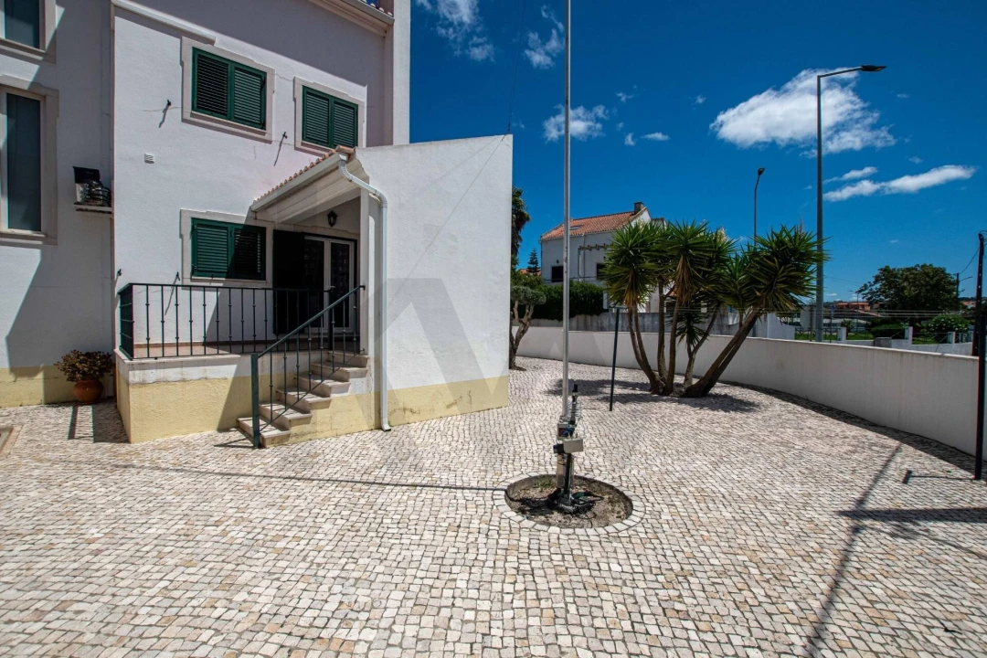 Moradia T4 para Venda em Arruda dos Vinhos Foto 45