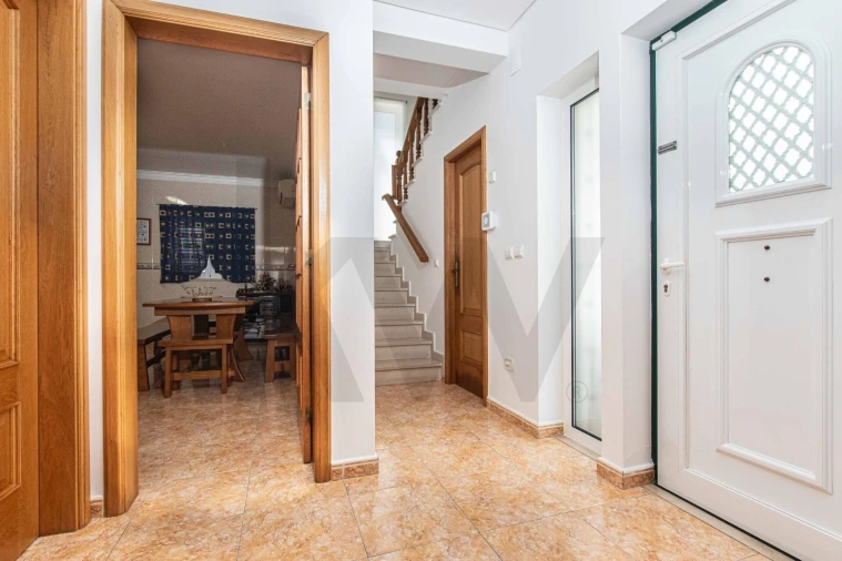 Moradia T4 para Venda em Arruda dos Vinhos Foto 4