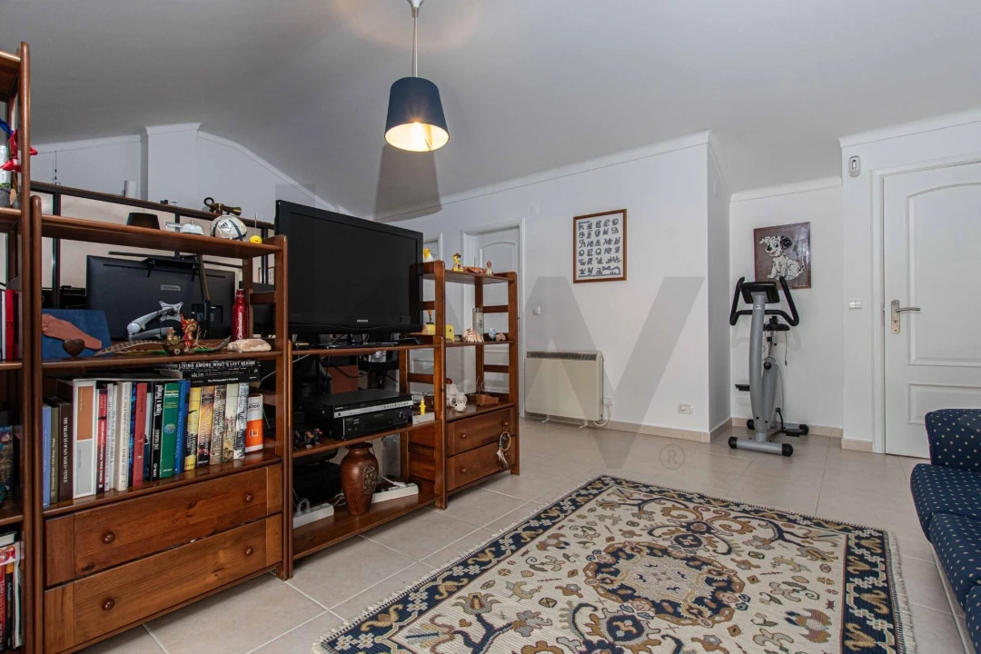 Moradia T4 para Venda em Arruda dos Vinhos Foto 36