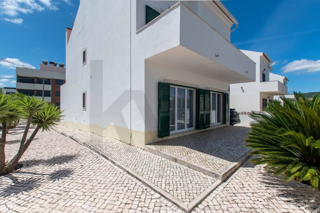 Moradia T4 para Venda em Arruda dos Vinhos Foto 39