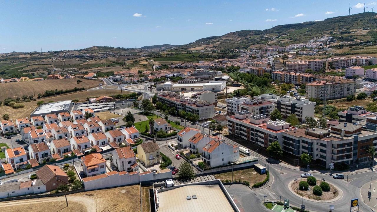 Moradia T4 para Venda em Arruda dos Vinhos Foto 52