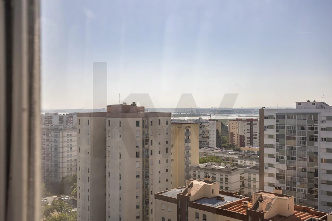 Apartamento T3 para Venda em Laranjeiro e Feijó Foto 28