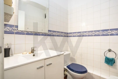 Apartamento T3 para Venda em Laranjeiro e Feijó