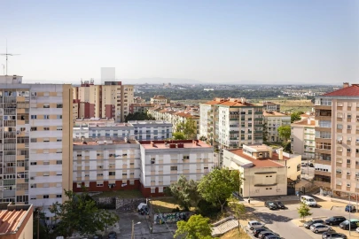 Apartamento T3 para Venda em Laranjeiro e Feijó