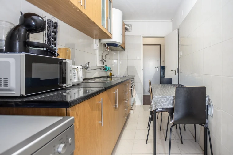 Apartamento T3 para Venda em Laranjeiro e Feijó Foto 6