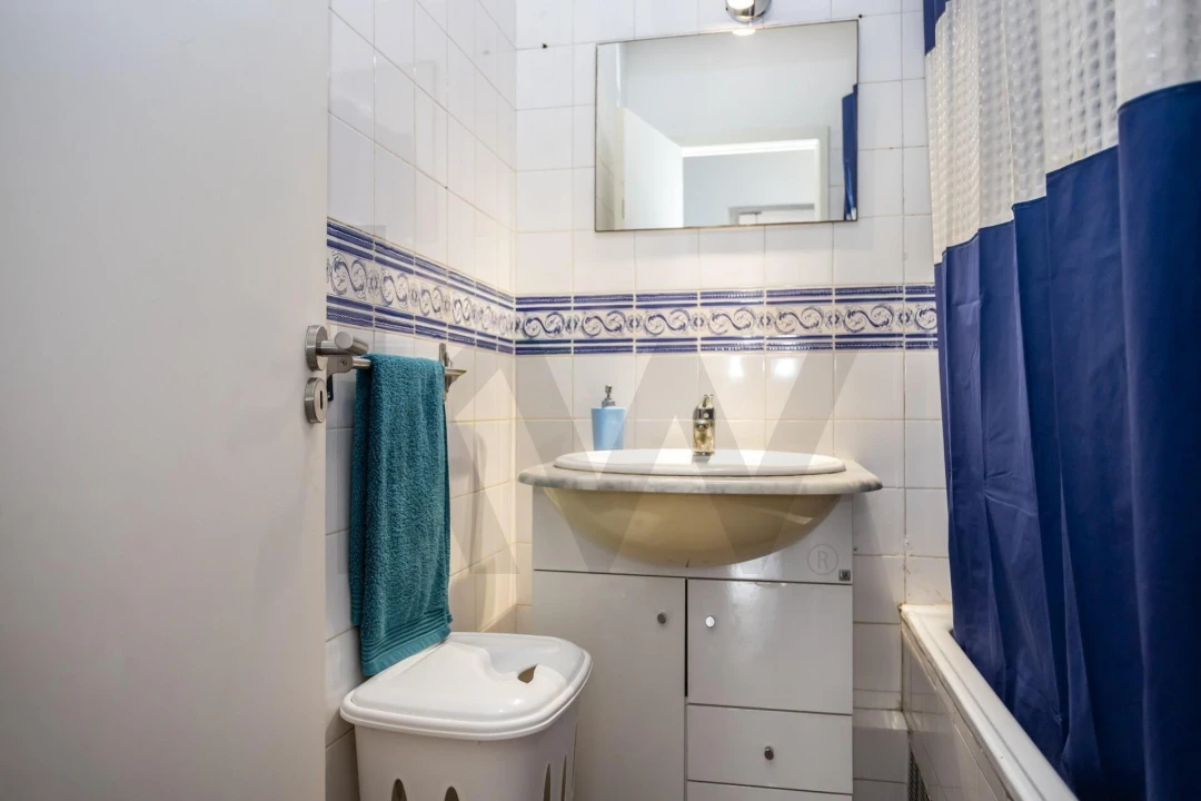 Apartamento T3 para Venda em Laranjeiro e Feijó Foto 12