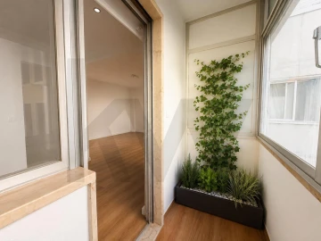 Apartamento para Venda em Agualva e Mira-Sintra