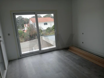 Moradia T3 para Venda em Corroios