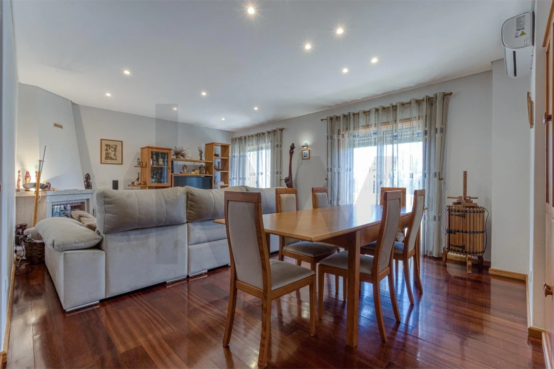 Apartamento T3 para Venda em Grijó e Sermonde Foto 11