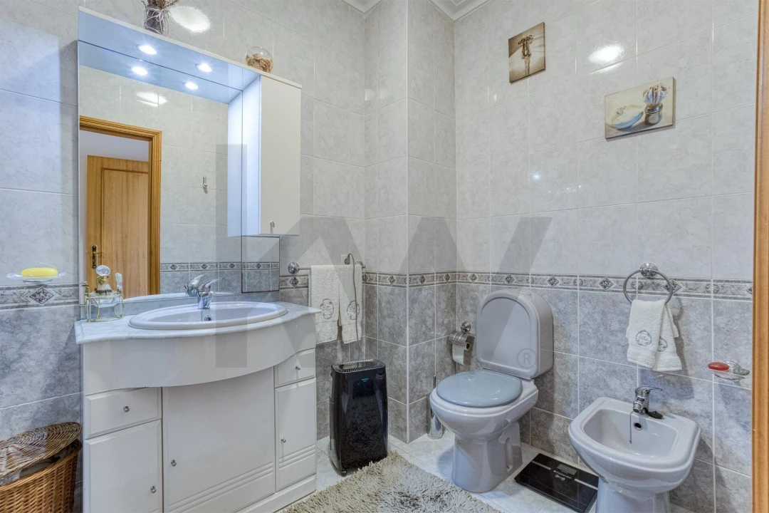 Apartamento T3 para Venda em Grijó e Sermonde Foto 24