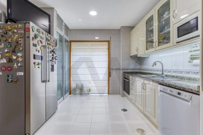 Apartamento T3 para Venda em Grijó e Sermonde