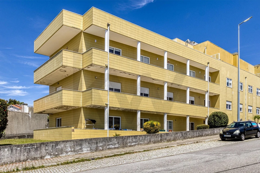 Apartamento T3 para Venda em Grijó e Sermonde Foto 3
