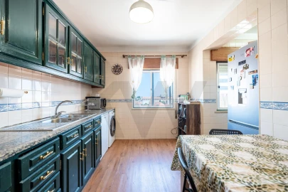 Apartamento T4 para Venda em Alpiarça
