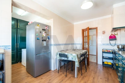 Apartamento T4 para Venda em Alpiarça