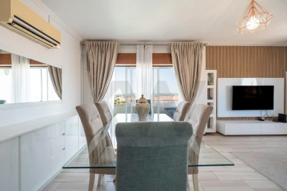 Apartamento T4 para Venda em Alpiarça