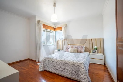 Apartamento T4 para Venda em Alpiarça