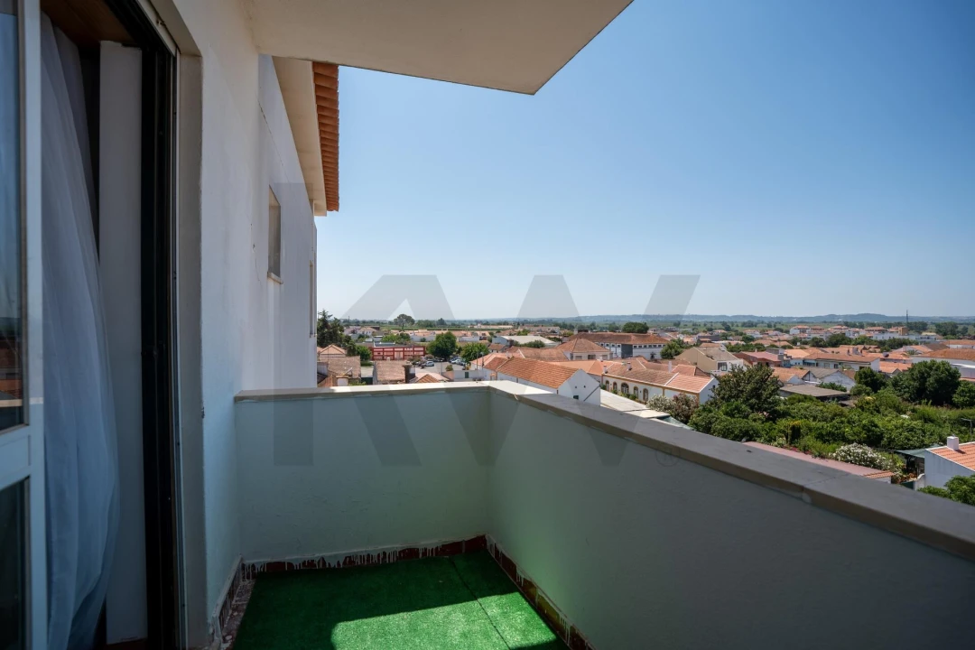 Apartamento T4 para Venda em Alpiarça Foto 9