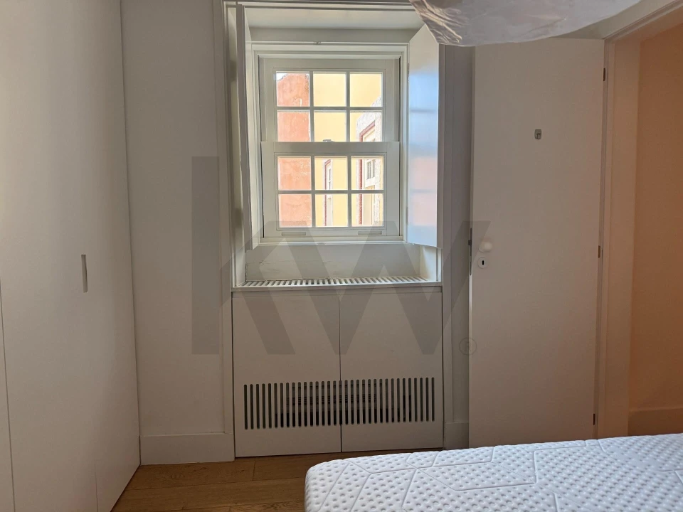 Apartamento T2 para Arrendamento em Campo de Ourique Foto 23