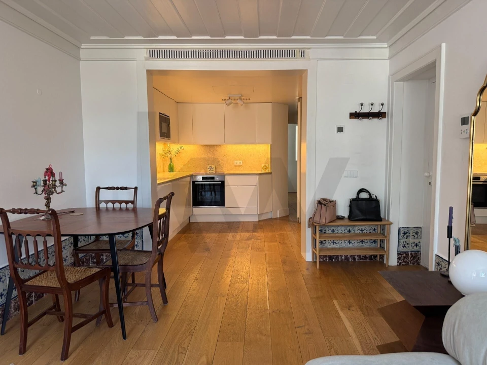 Apartamento T2 para Arrendamento em Campo de Ourique Foto 8