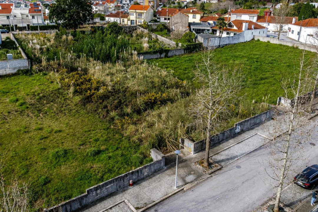 Terreno para Venda em Grijó e Sermonde Foto 12