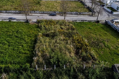 Terreno para Venda em Grijó e Sermonde