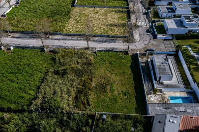 Terreno para Venda em Grijó e Sermonde