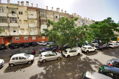 Apartamento T1 para Venda em Alfragide