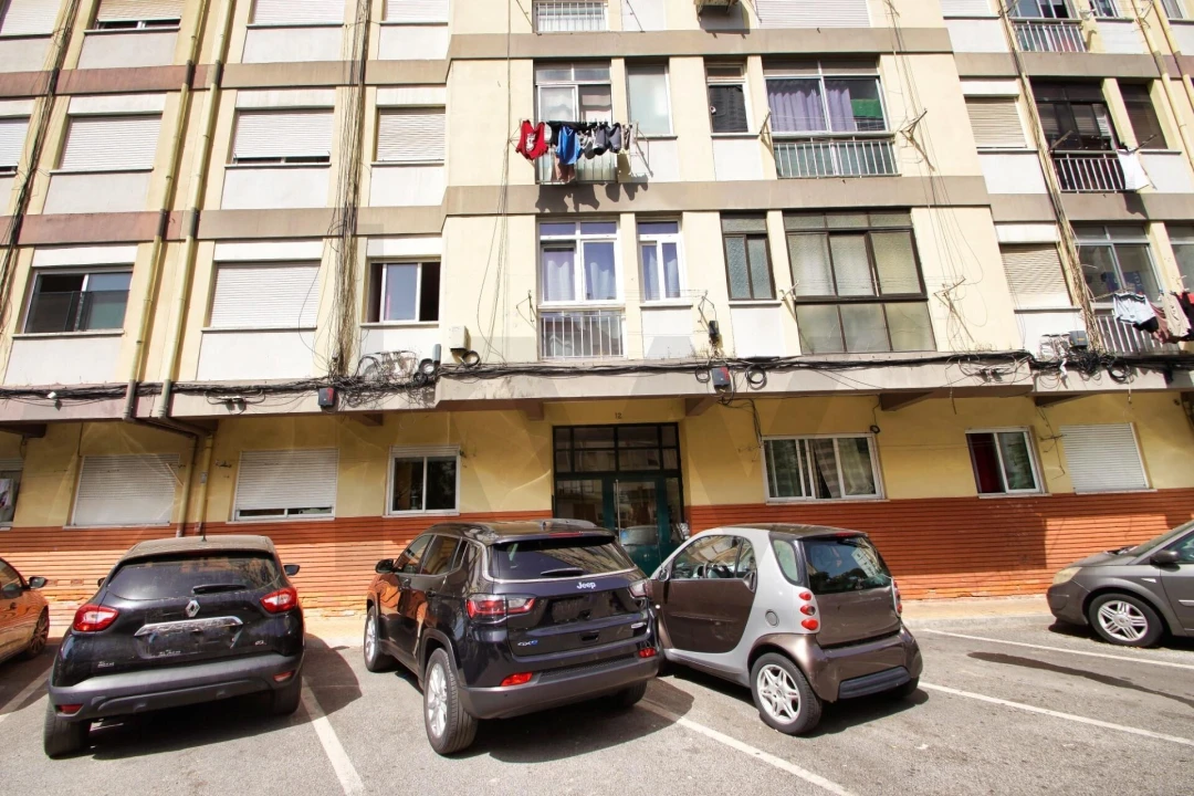 Apartamento T1 para Venda em Alfragide Foto 2