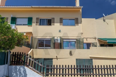 Moradia T4 para Arrendamento em Oeiras e São Julião da Barra, Paço de Arcos e Caxias