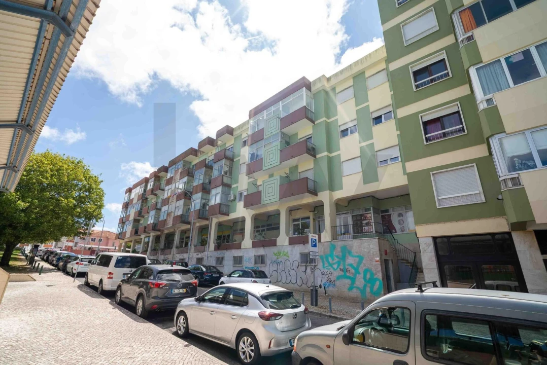 Apartamento T1 para Venda em São João das Lampas e Terrugem Foto 2