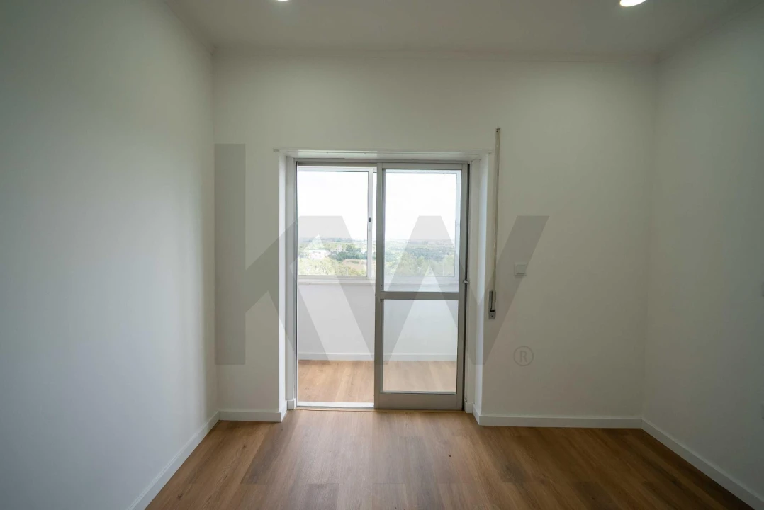 Apartamento T1 para Venda em São João das Lampas e Terrugem Foto 3
