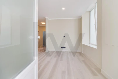 Apartamento T2 para Venda em Sacavém e Prior Velho